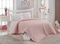 Комплект постельного белья с покрывалом DO&CO Dantelli Pike Розовый